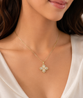 ✨🌸 Collar Flor Giratoria Brillante 🌸✨